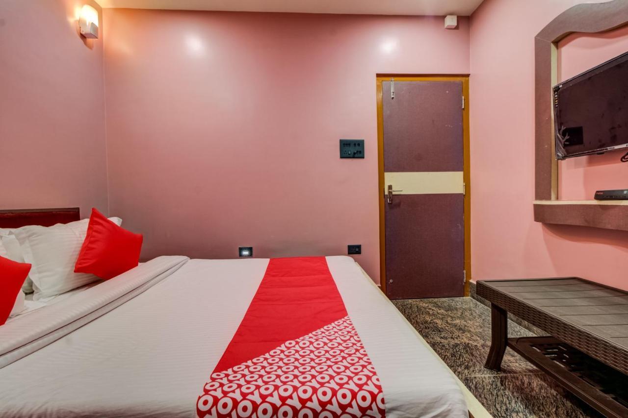 Oyo 16871 Anant Home Stay Shillong Zewnętrze zdjęcie