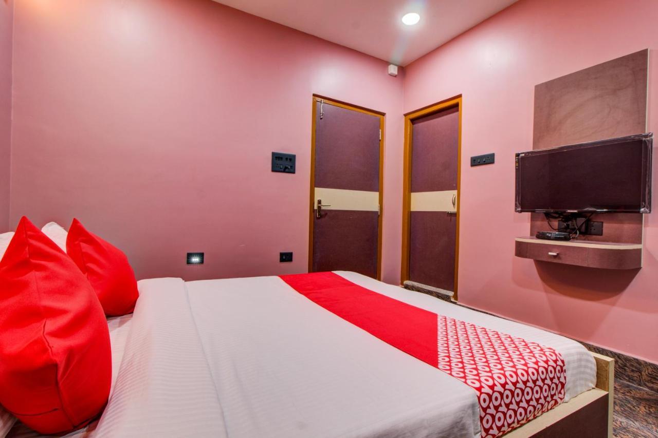 Oyo 16871 Anant Home Stay Shillong Zewnętrze zdjęcie
