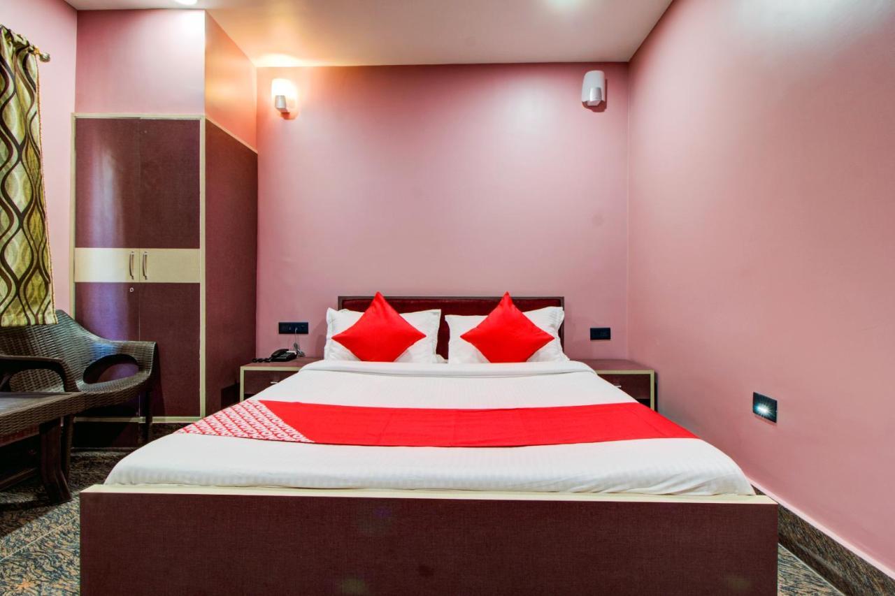 Oyo 16871 Anant Home Stay Shillong Zewnętrze zdjęcie